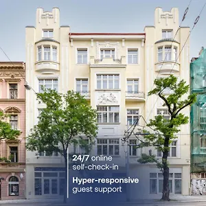 Turnkey I Charles Square Apartment Prag